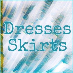 Hand Me Gowns Dresses & Skirts